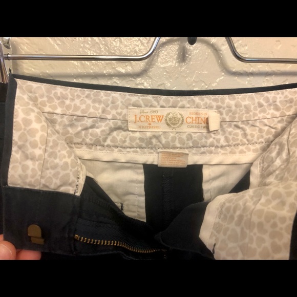 JCrew dark navy chino shorts, size 4 - Picture 4 of 5